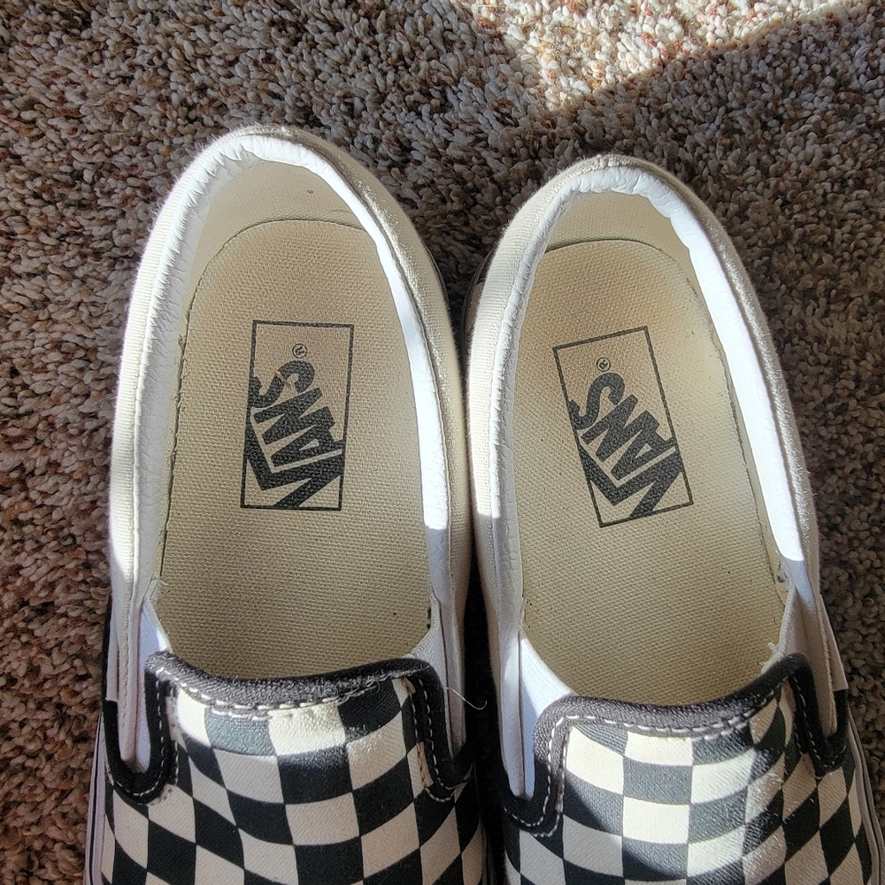 Classic Slip-on Checkerboard Vans - Picture 2 of 4